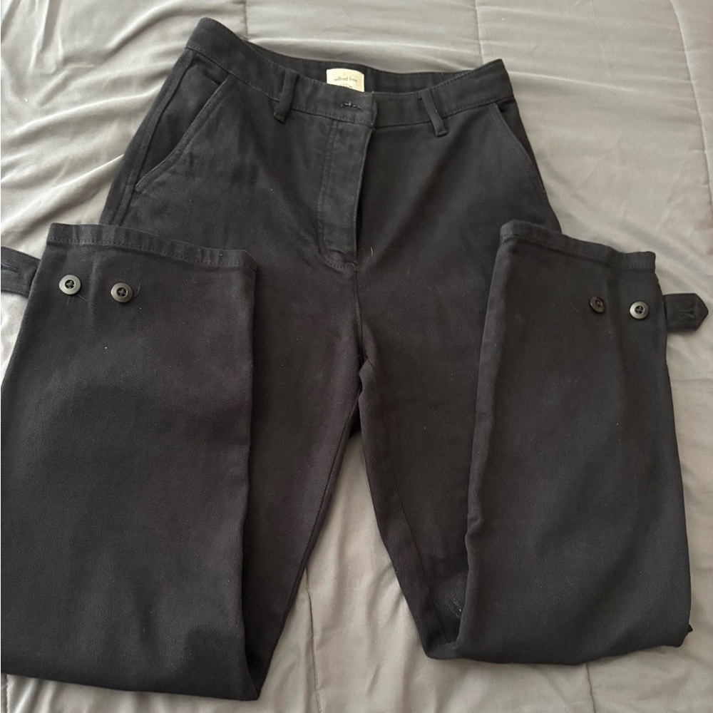 Aritzia Wilfred Black Button-Up Cargo Pants